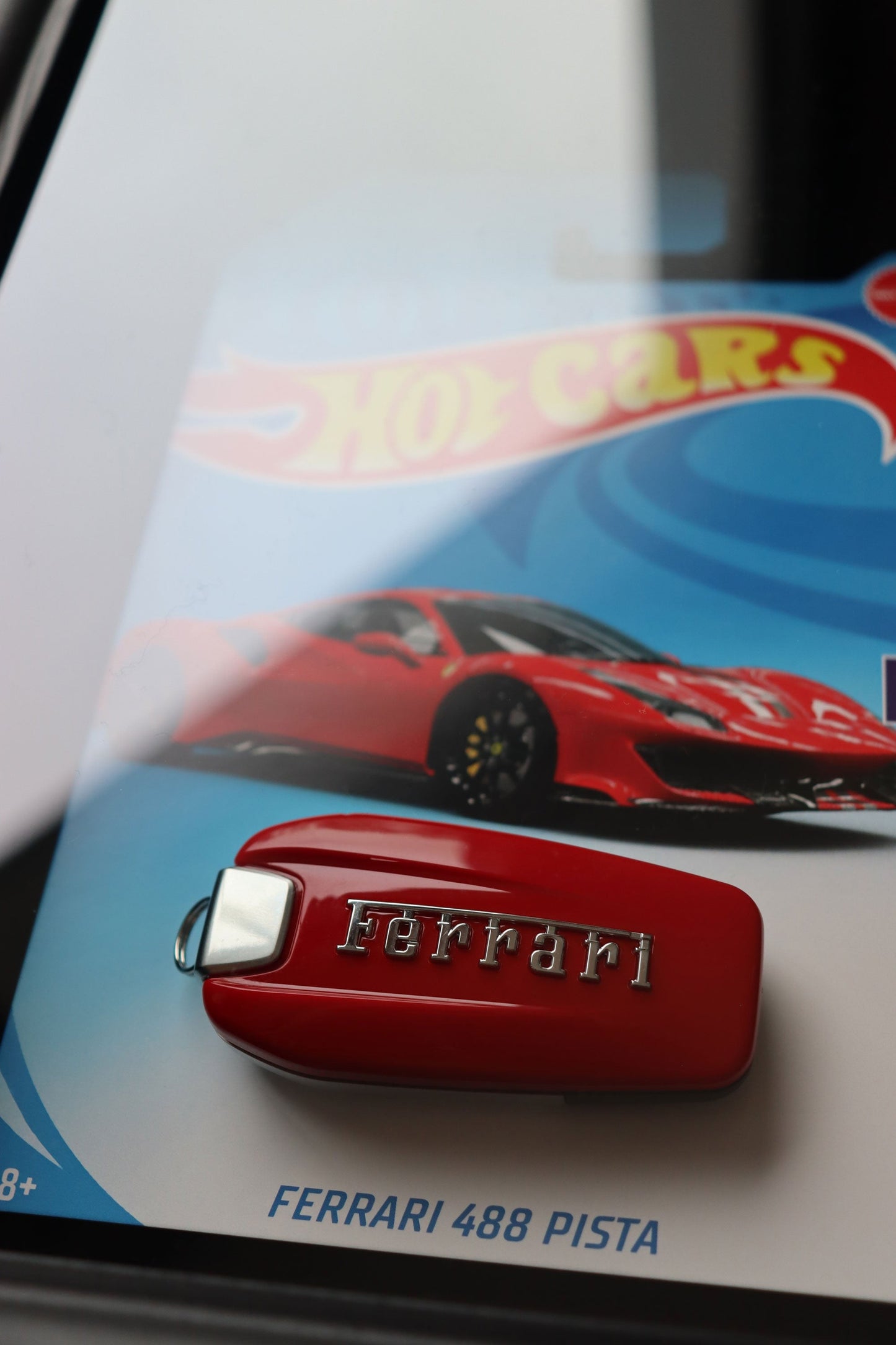 Ferrari clé relief Daytonart.fr